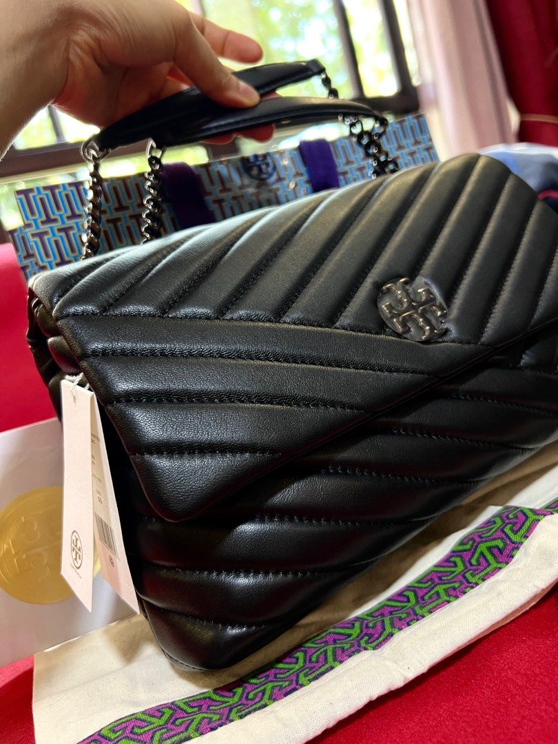 Tory Burch Kira Chevron Powder Coated Convertible Black Silver Ring -  Medium, Barang Mewah, Tas & Dompet di Carousell