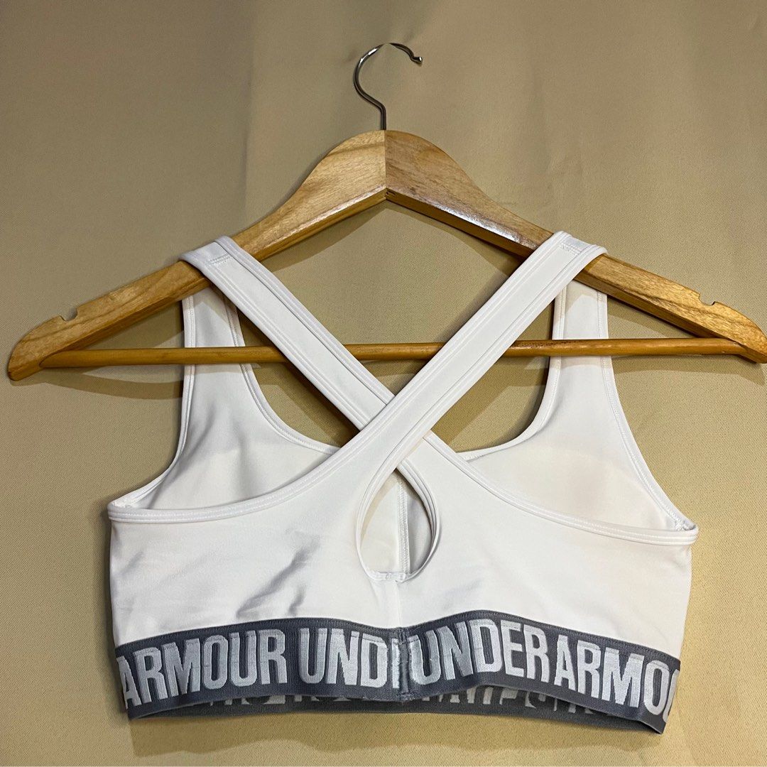 Aunthentic UNDER ARMOUR - Sports Bra - Small, Women's Fashion
