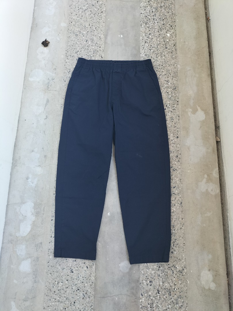 Uniqlo Baggy Pants, Men's Fashion, Bottoms, Trousers on Carousell