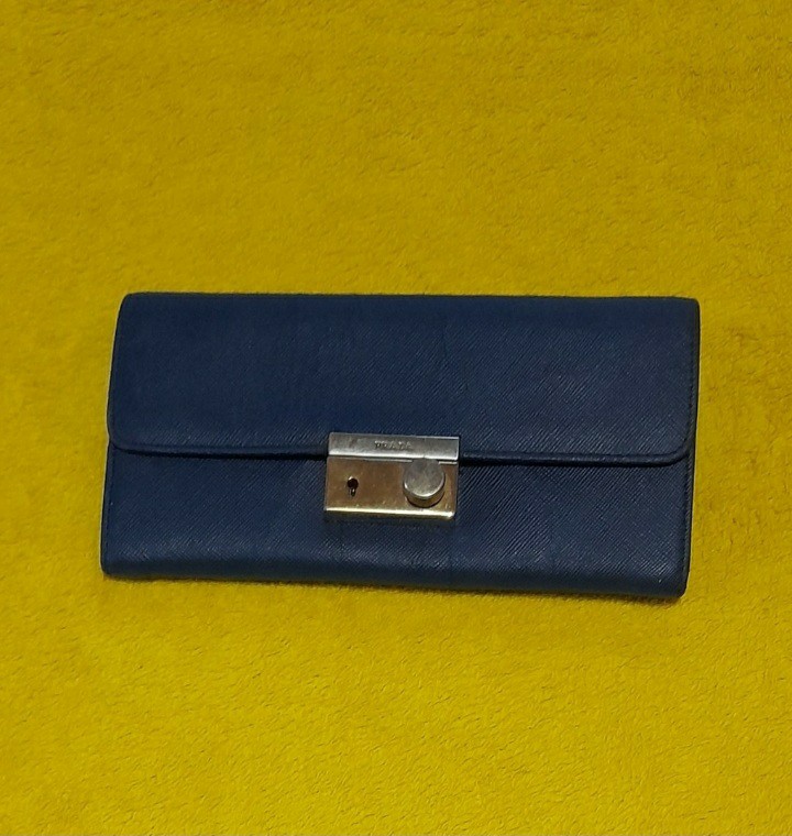Prada Women's Small Saffiano Wallet On A Chain - Gold ($899