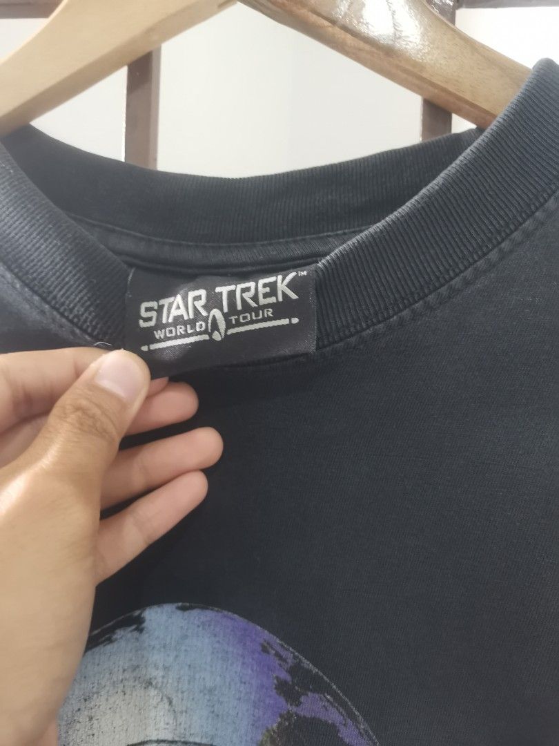 Vintage Star Trek World tour (Category: Tshirts & Polo Shirts ) located in Bauang. Submitted by uknowgabs (Listing ID 1259150717, Image 2). Description: Star Trek World tour tee Dimes: 21.5x27.5 Issues: Little fade at the bottom of shirt.