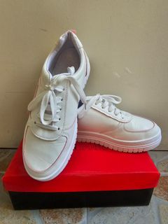 White sneakers outlet cheap price