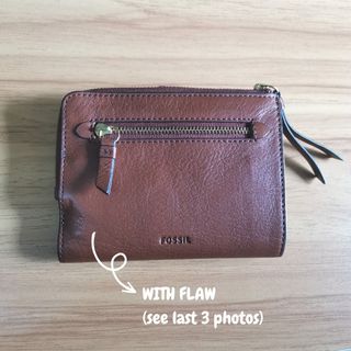 Fossil wallet (with FLAW)
