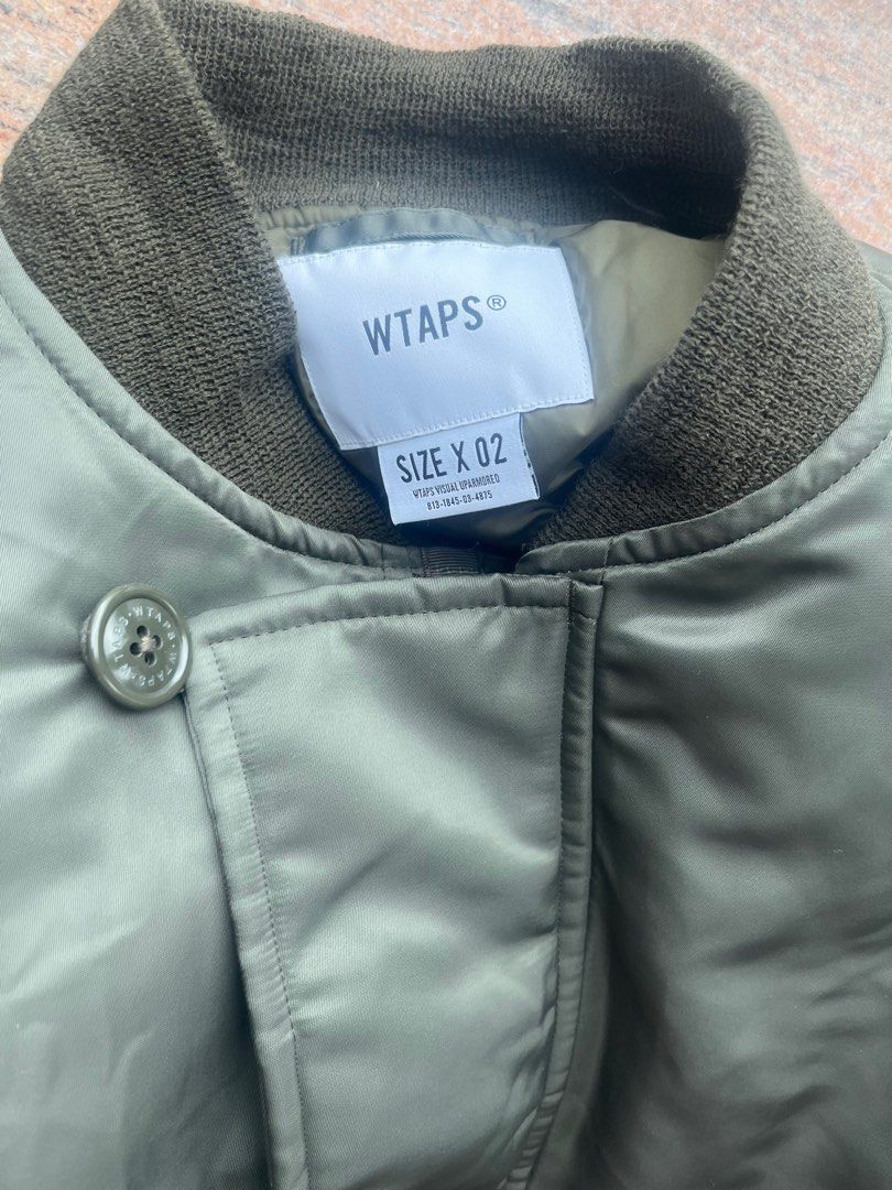 WTAPS 軍綠色棉外套, 男裝, 外套及戶外衣服- Carousell