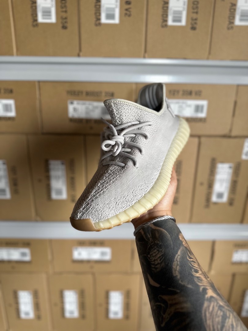 YEEZY SESAME 9.5US BNDS Men s Fashion Footwear Sneakers