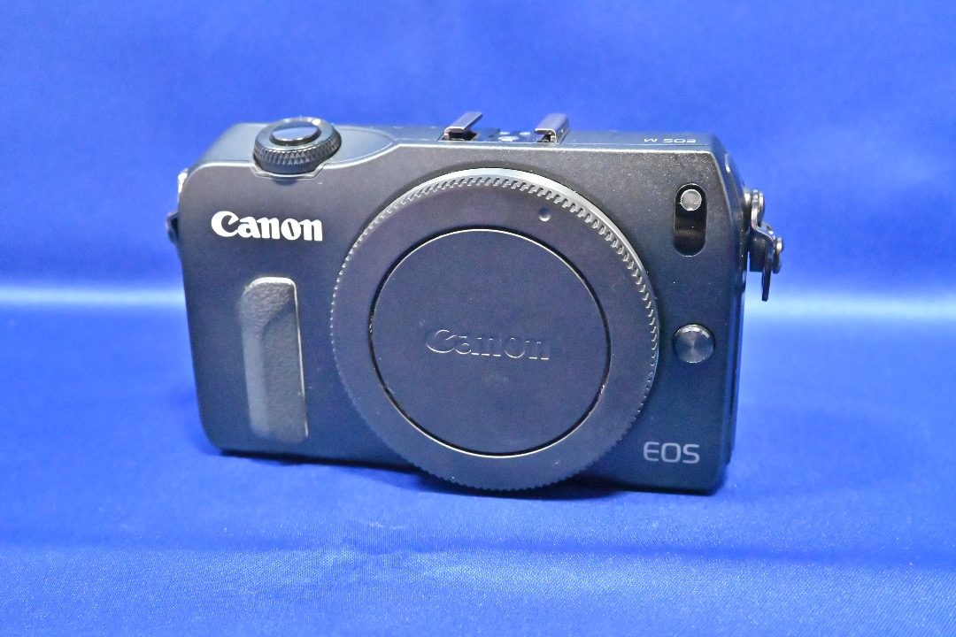 抵玩Canon EOS M 第一代輕巧機身旅行拍攝一流簡單易上手新手合用優惠價