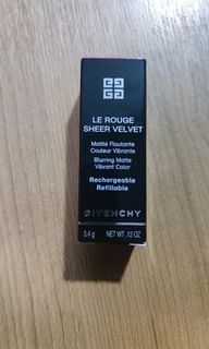 全新 Givenchy 唇膏 36
