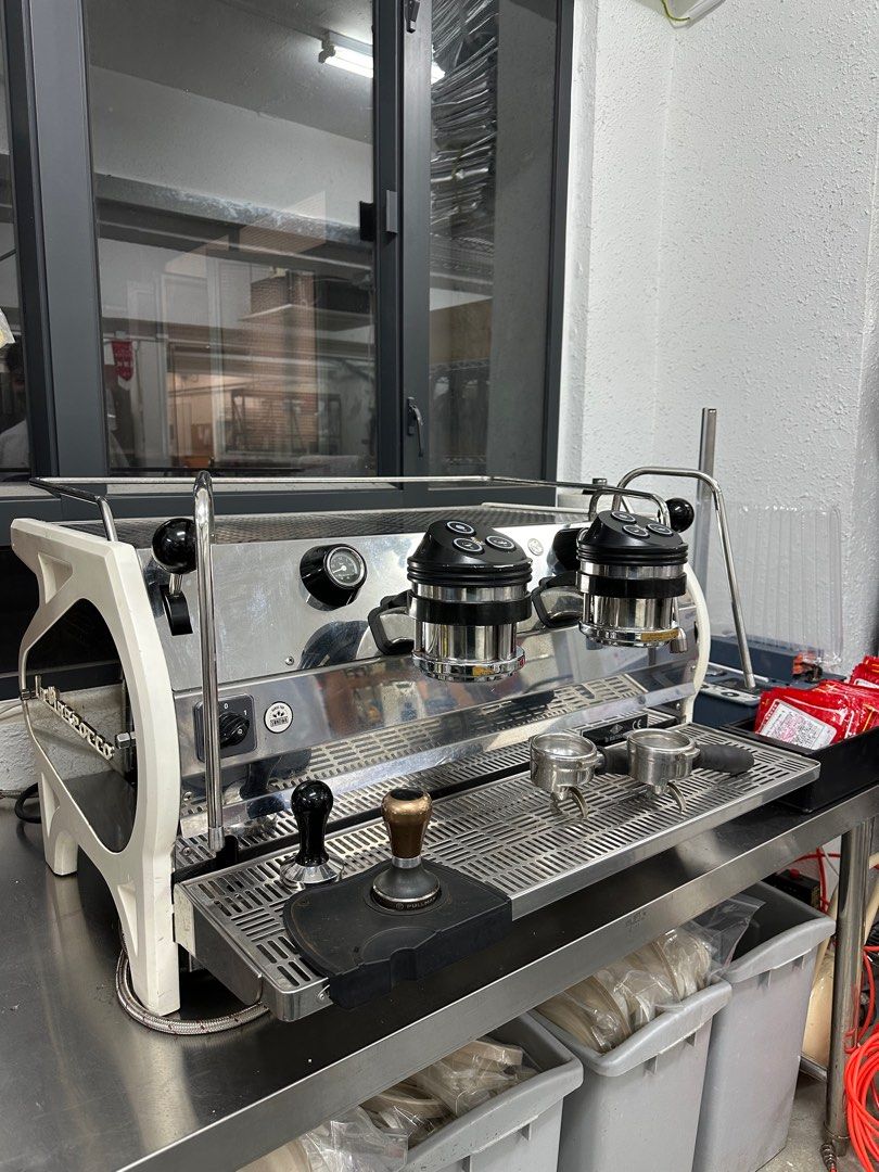 咖啡機 La Marzocco Strada 2 AV 2 grp 連磨豆機 Victoria Arduino Mythos1, 家庭電器