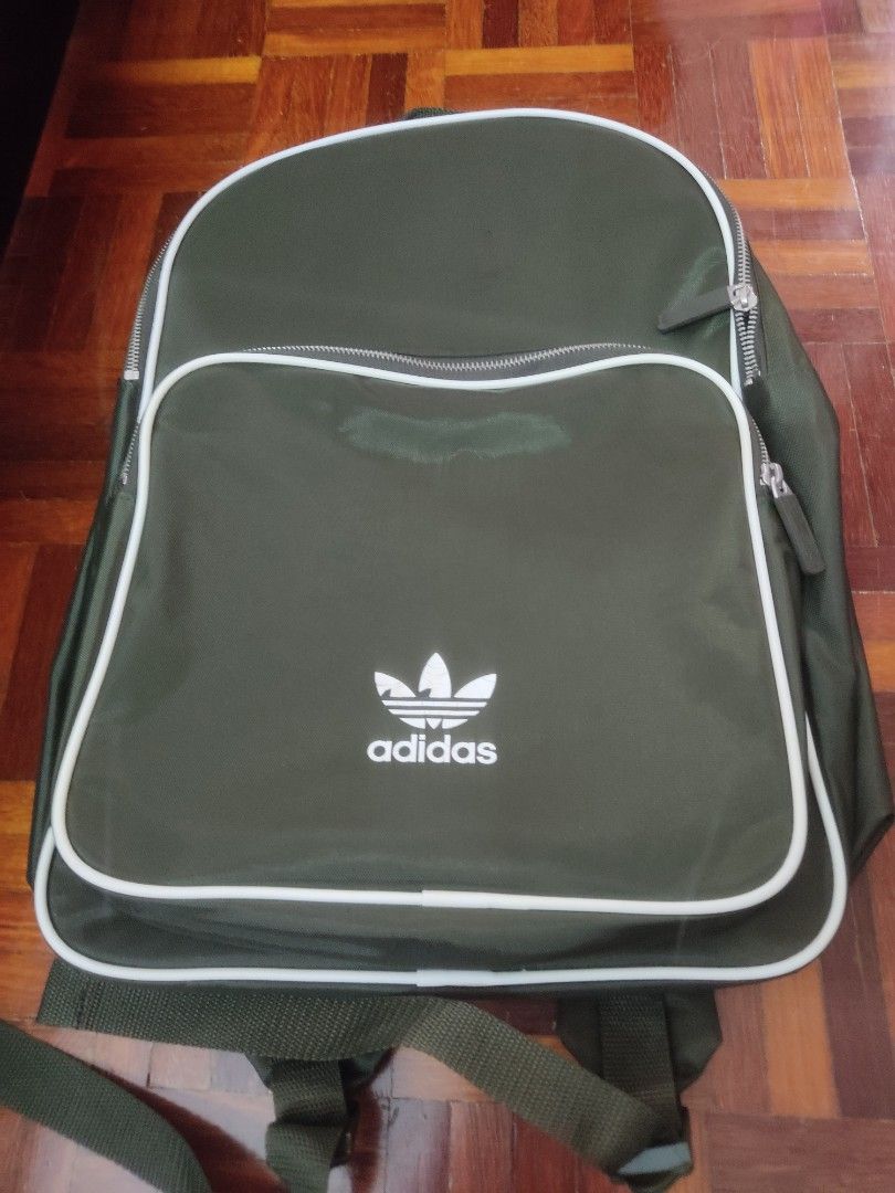 Adidas originals 11 olive tote backpack hotsell