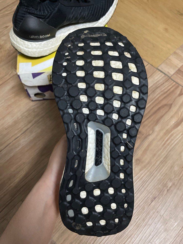 Adidas ultra boost store black original vs fake