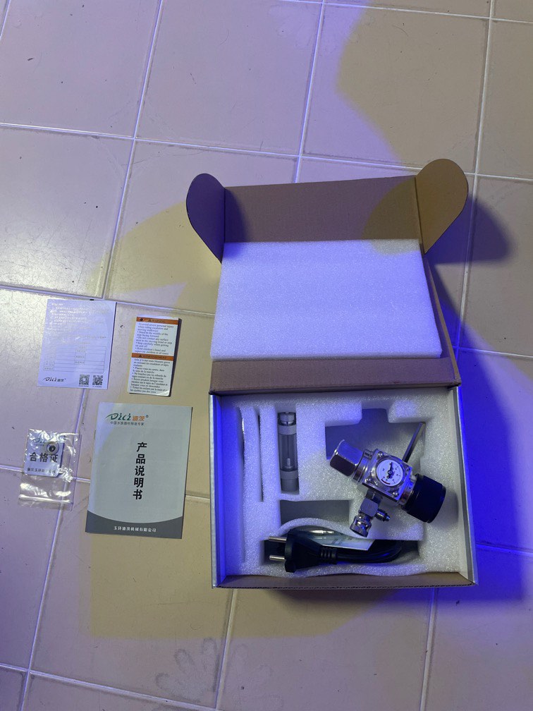 Aquarium CO2 Regulator with Solenoid and bubble counter check