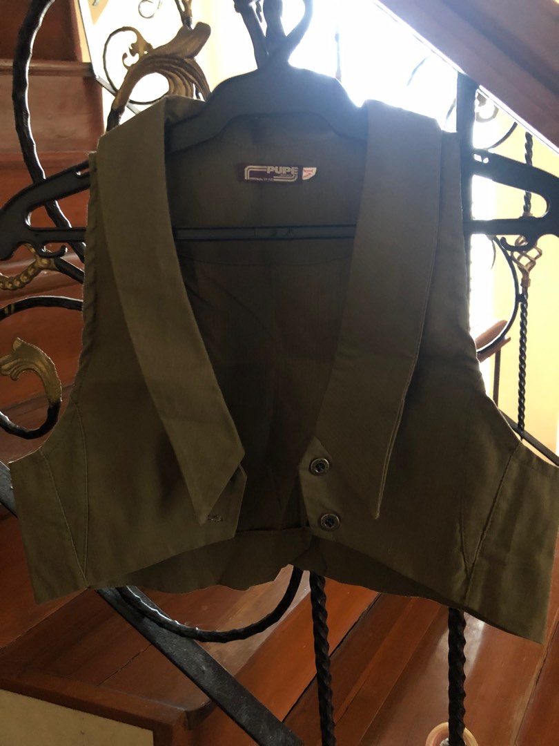 Army Green Vest, Women's Fashion, Tops, Others Tops on Carousell