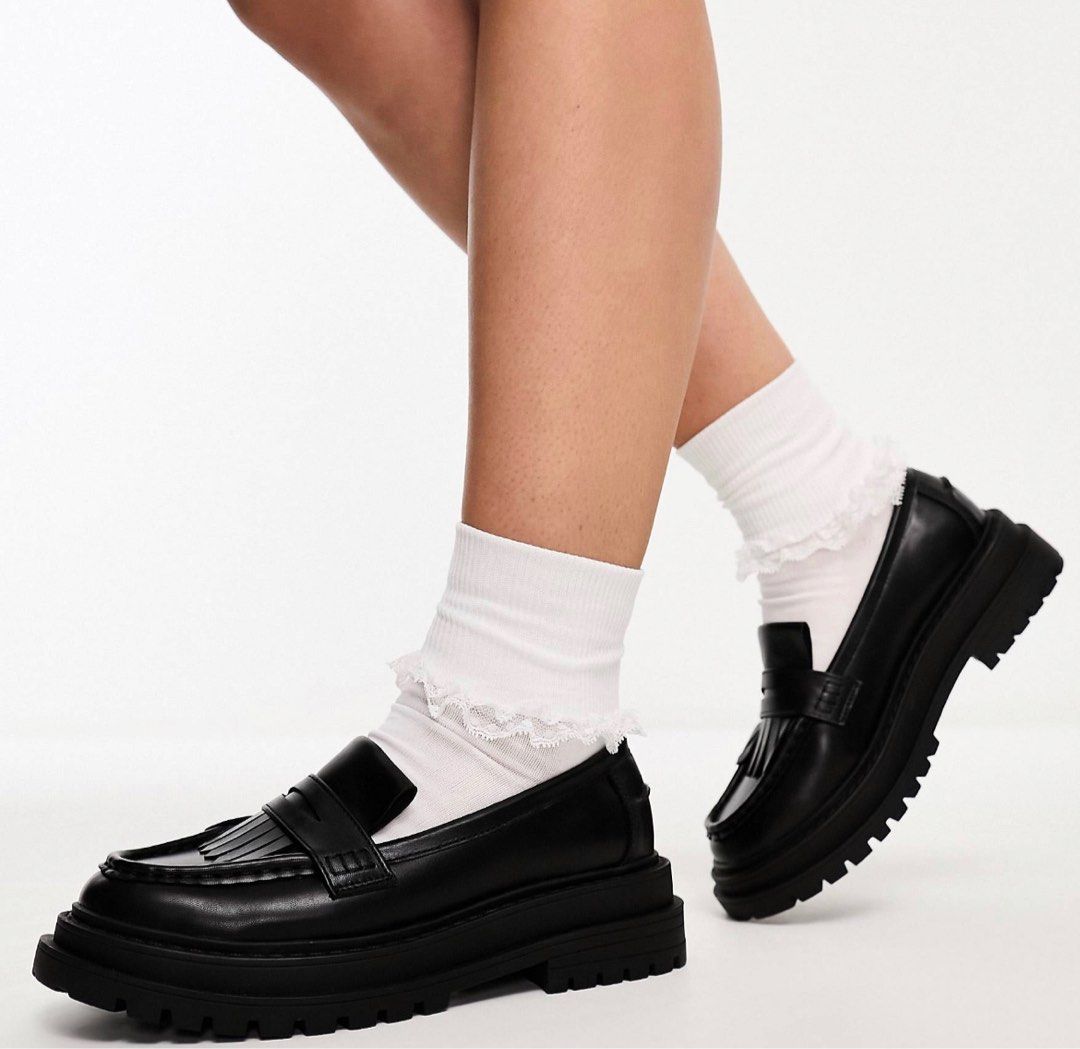Wide sale black loafers