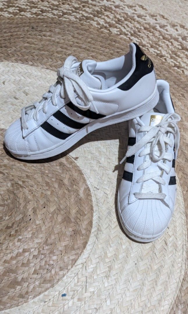 adidas gazelle silver green womens adidas White Superstar 82 SFTM Sneakers
