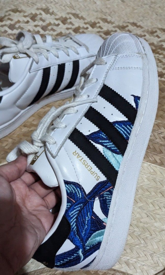 adidas gazelle silver green womens adidas White Superstar 82 SFTM Sneakers