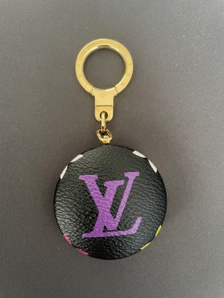 Key ring Louis Vuitton Gold in Not specified - 25256087