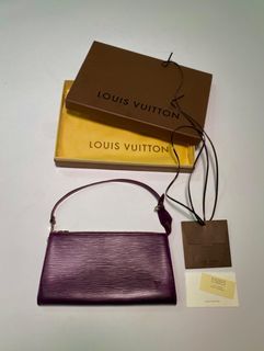 Louis Vuitton Pochette Accessories NM Epi Electric Noir Black in