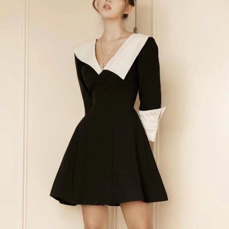 Elegant Black dress Skater Dress size S
