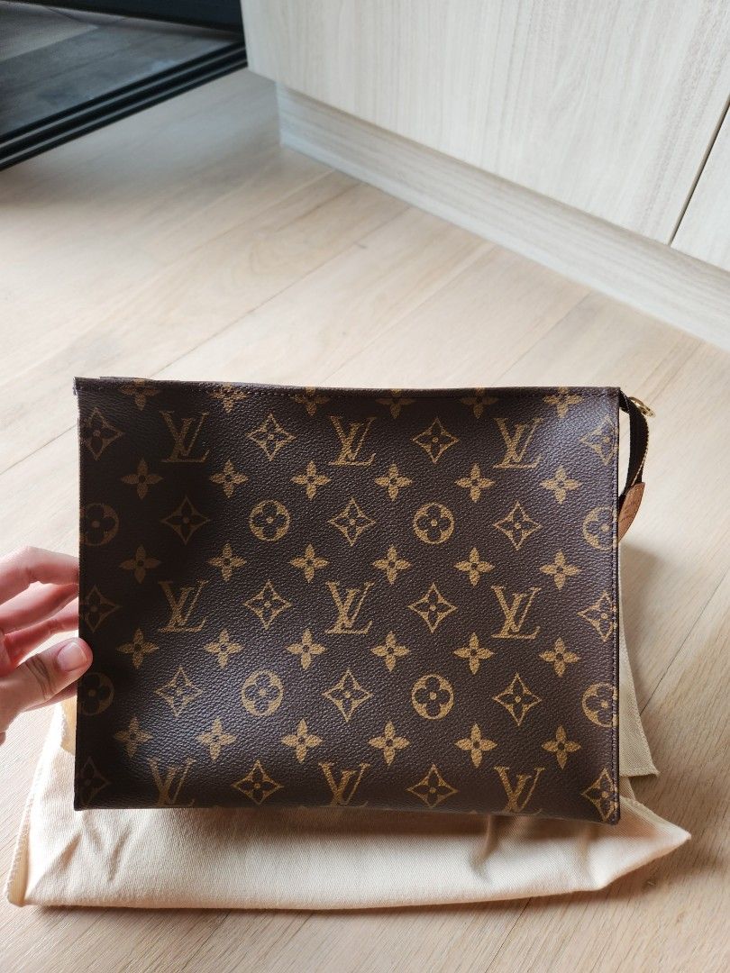 Louis Vuitton Pink & Yellow Gradient OnTheGo GM Bag, Luxury, Bags & Wallets  on Carousell