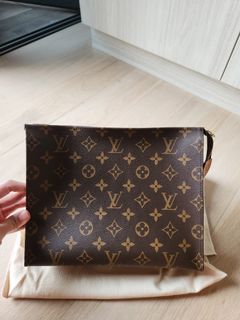 ❣️BNIB❣️Louis Vuitton Game On Coeur Heart Shape Bag