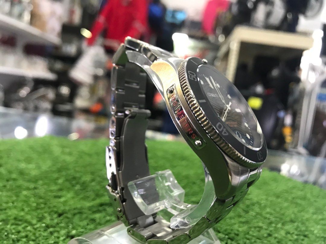 Cerruti 1818 watch sale