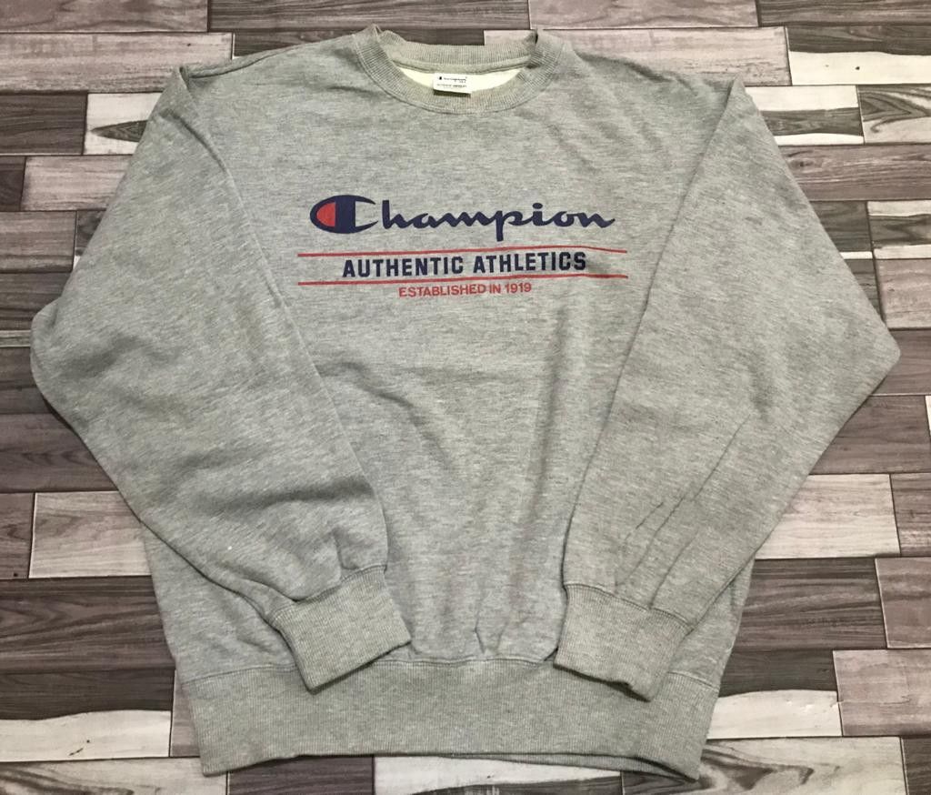 Champagne champion shop logo sweatshirt