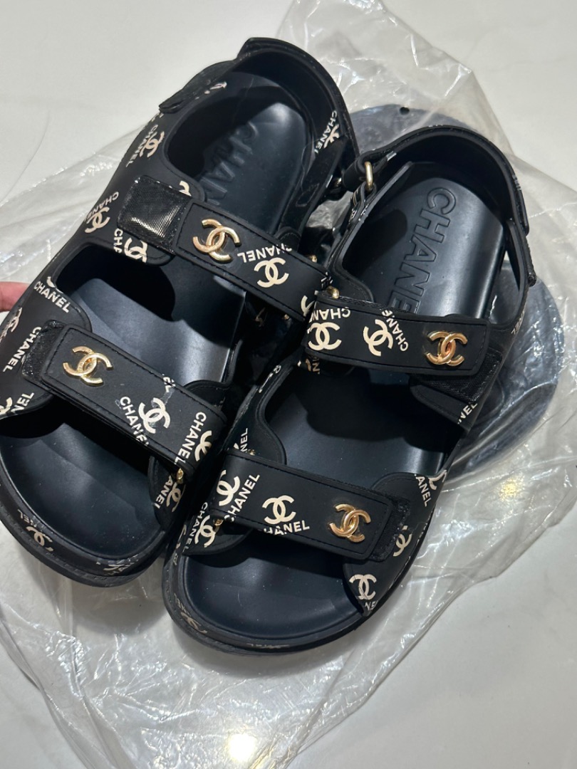 Chanel SS20 Rubber CC Dad Monogram Sandals in Size 40, Women's Fashion,  Footwear, Sandals on Carousell