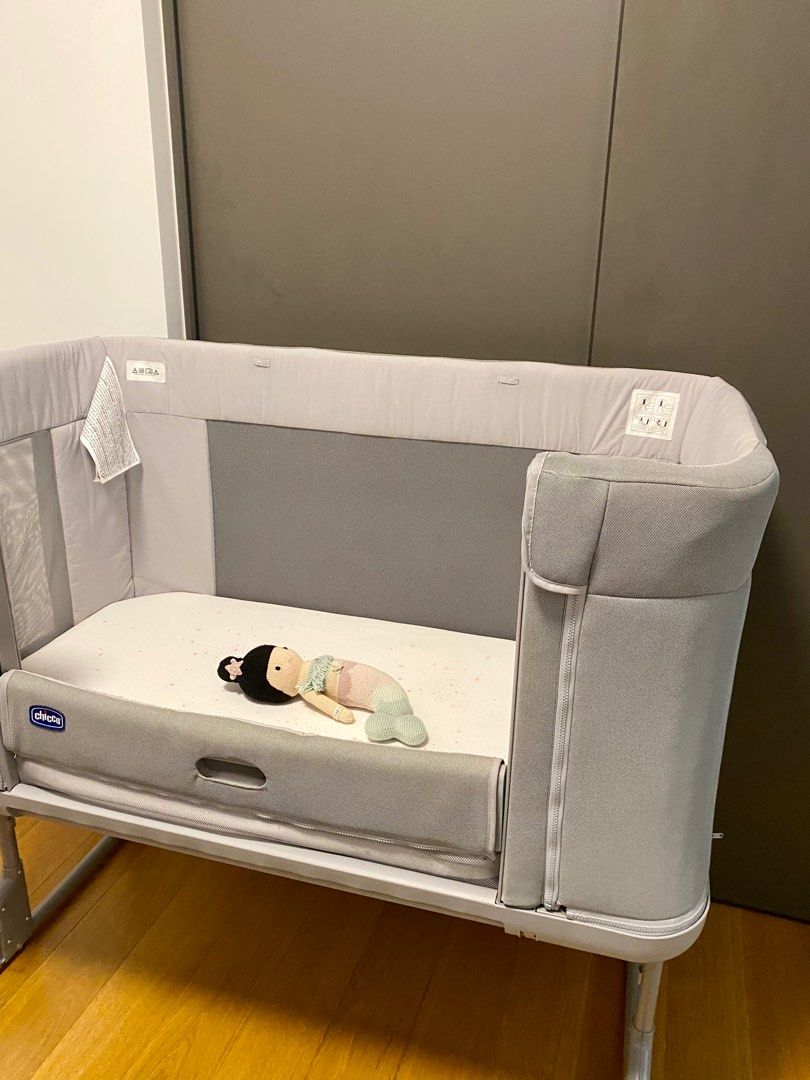 Chicco Next2me Forever CoSleeping Cot Cool Grey, Babies & Kids, Baby