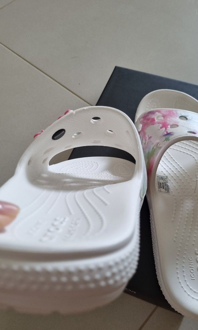 White crocs adult top