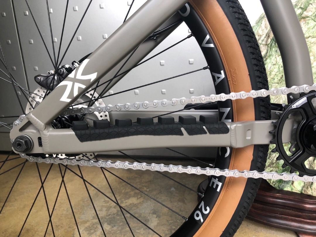 Bmx best sale chainstay protector