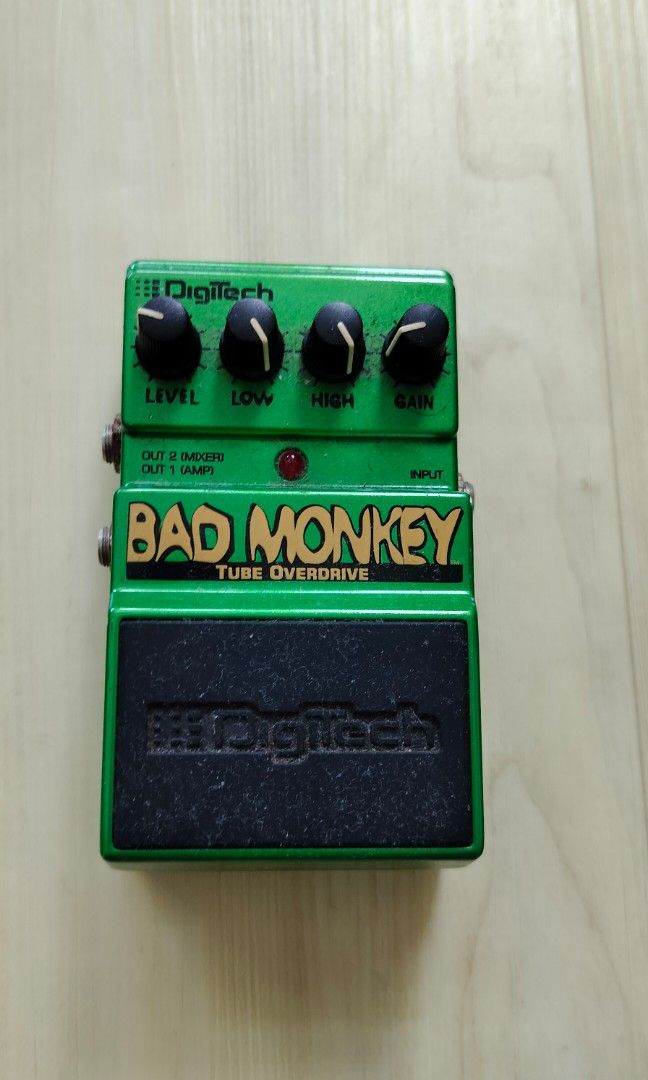Digitech Bad Monkey (Category: Musical Instruments) located in Singapore. Submitted by loic_1 (Listing ID 1263256610, Image 1). Description: Legendary pedal. Josh from JHS did a shoot out with this against an actual Klon Centaur and it sounded almost similar. Go figure. Has DI output so can go straight to mixer. Really useful. Was one of my first few overdrive pedals and gigged it so much. Have moved on to multieffects so clearing out my pedals. 