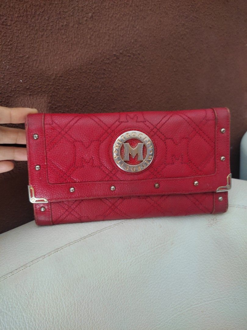 METRO CITY RED WALLET, Fesyen Wanita, Tas & Dompet di Carousell