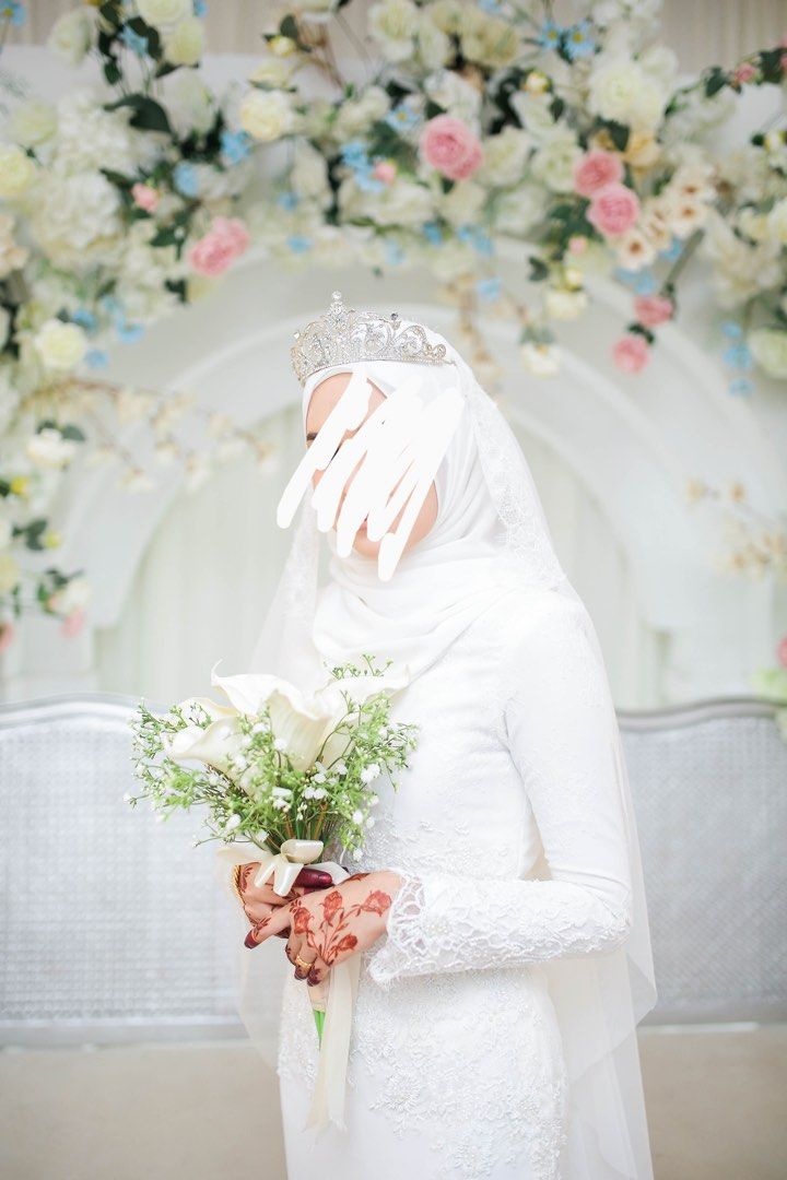 Dress nikah off white Women s Fashion Dresses Sets Dresses on
