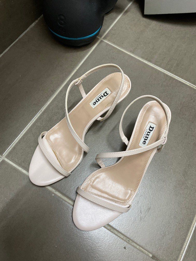 White heels dune sales