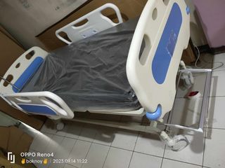 Electric hospital bed 5f