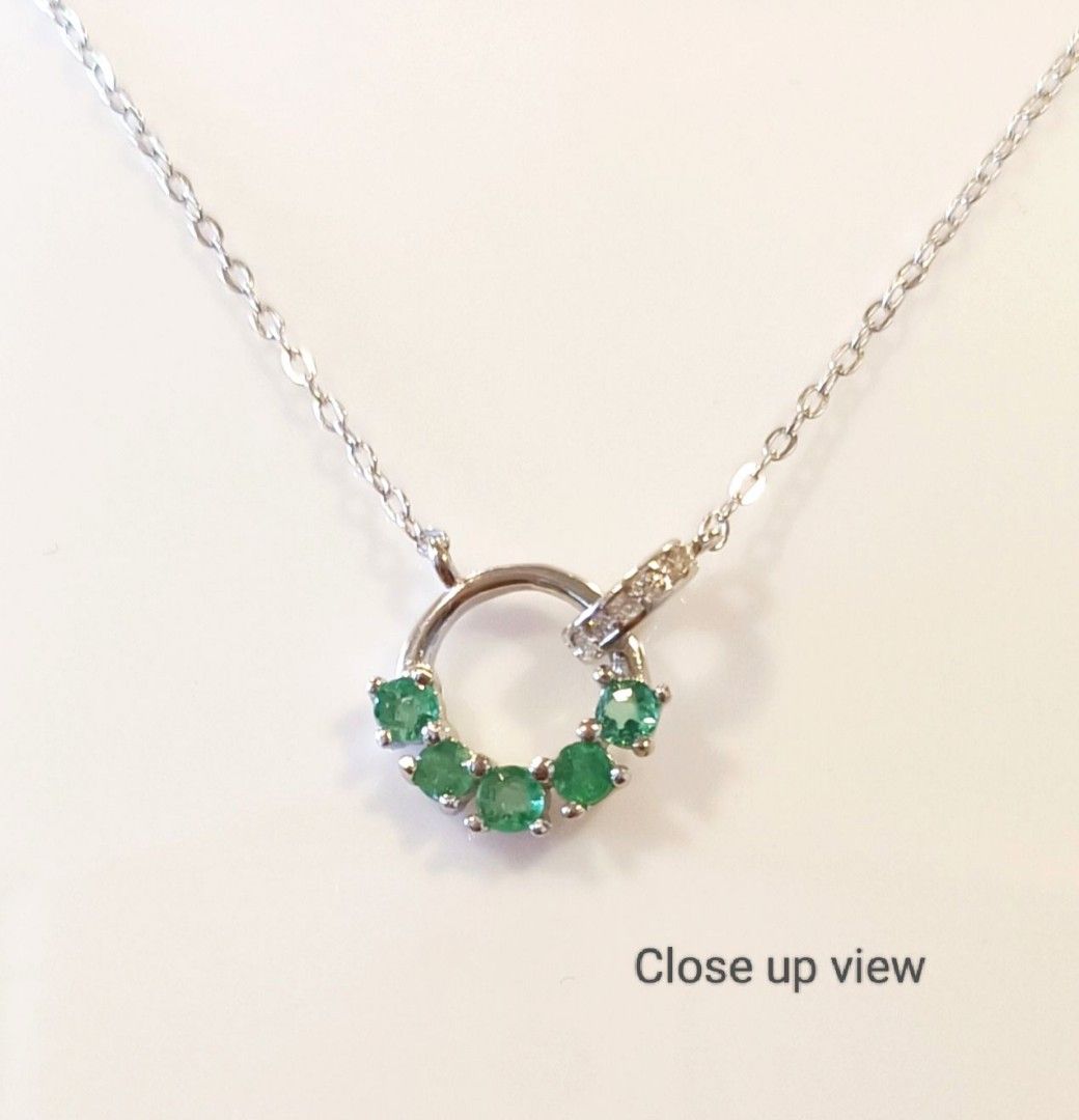 Emerald necklaces for sale online