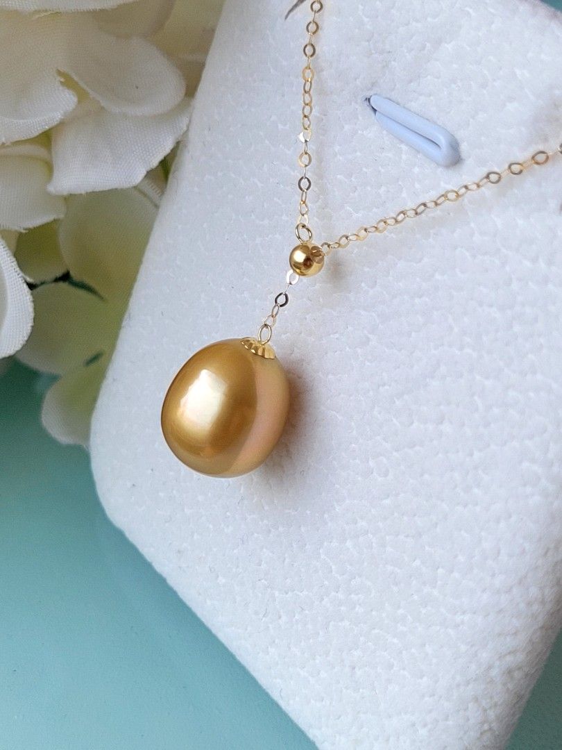 Gold sales y necklace