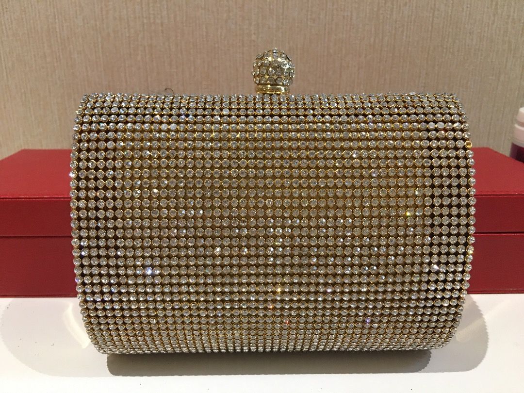 Debut clutch bag clearance