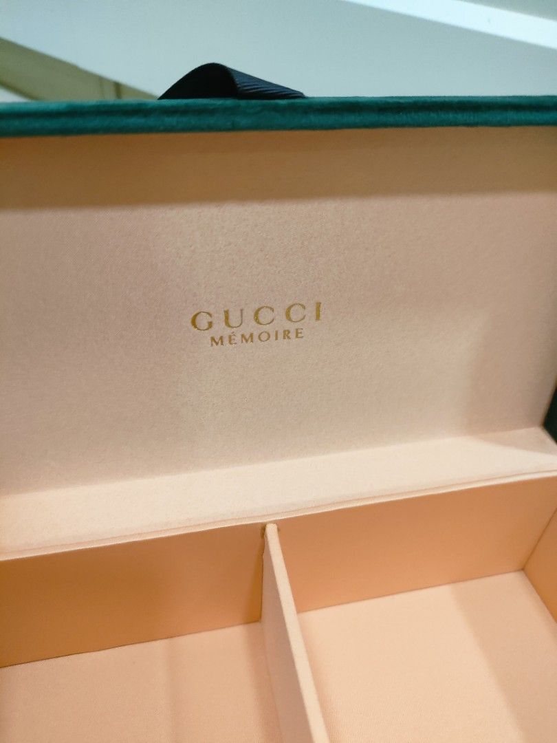 GUCCI 2020 Mid-Autumn Festival Mooncake Box, Luxury, Accessories on  Carousell