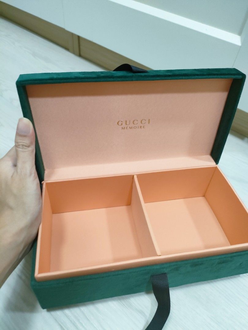 GUCCI 2020 Mid-Autumn Festival Mooncake Box, Luxury, Accessories on  Carousell