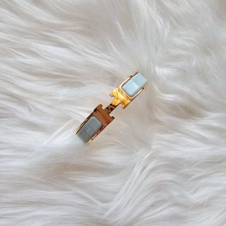 Hermes Rose Delirium Clic Clac H Narrow Enamel Bracelet PM RGHW – Madison  Avenue Couture