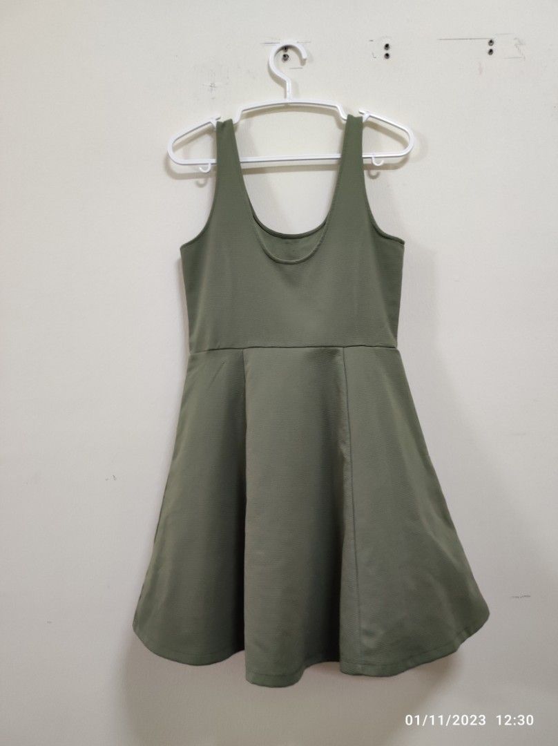 H M DIVIDED Olive green skater dress Women s Fashion Dresses
