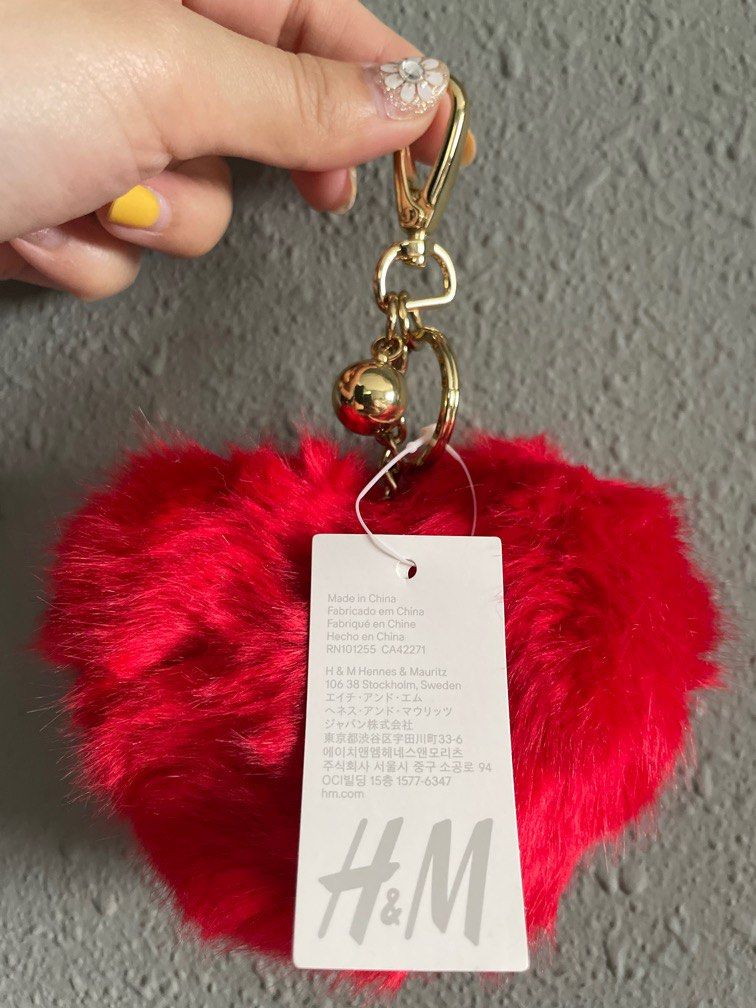 H and store m keychain