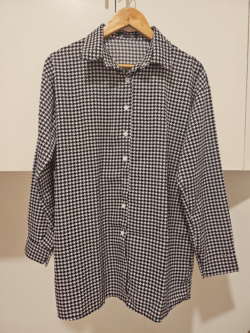 Houndstooth Longsleeves, Women's Fashion, Tops, Longsleeves on Carousell