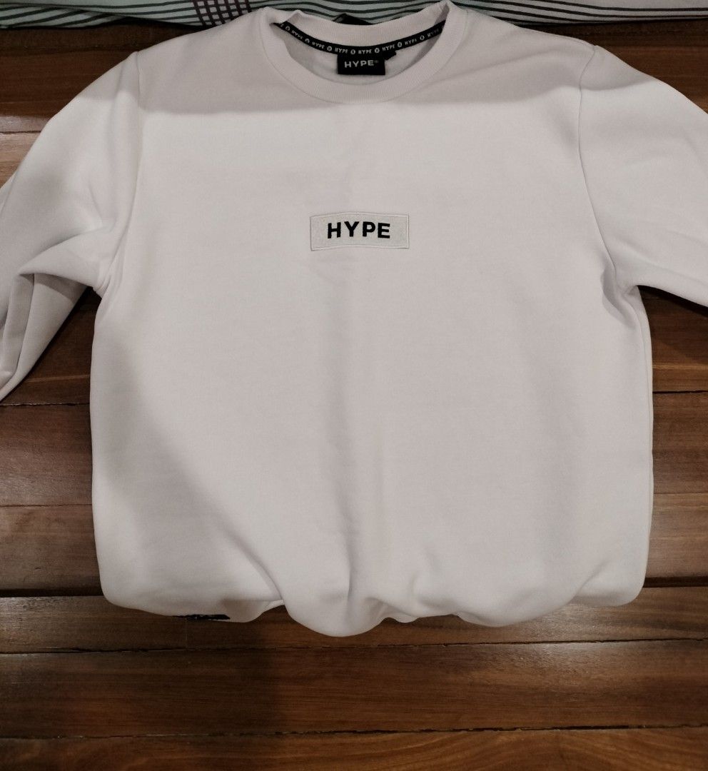 Sweater hype sale
