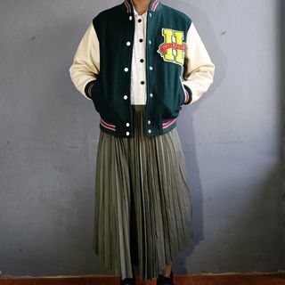 Japanese Brand Ray Beams Unlimited Pleats / Pleated Skirt.