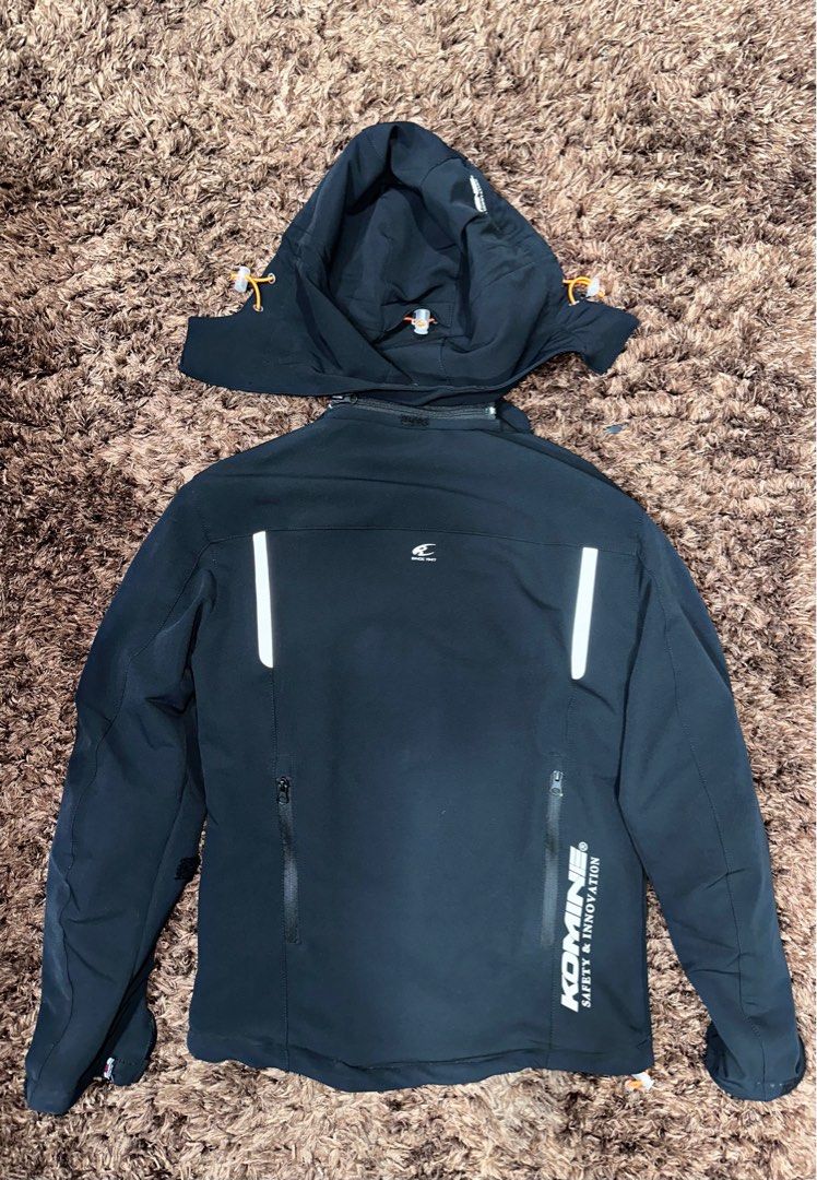 Komine JK-159 Protect Cool Dry Parka (Category: Coats, Jackets and Outerwear) located in Pasig City. Submitted by margacee (Listing ID 1260356203, Image 2). Description: Slightly Used +sf Loc: Pasig.