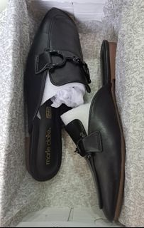 Ladies Flats