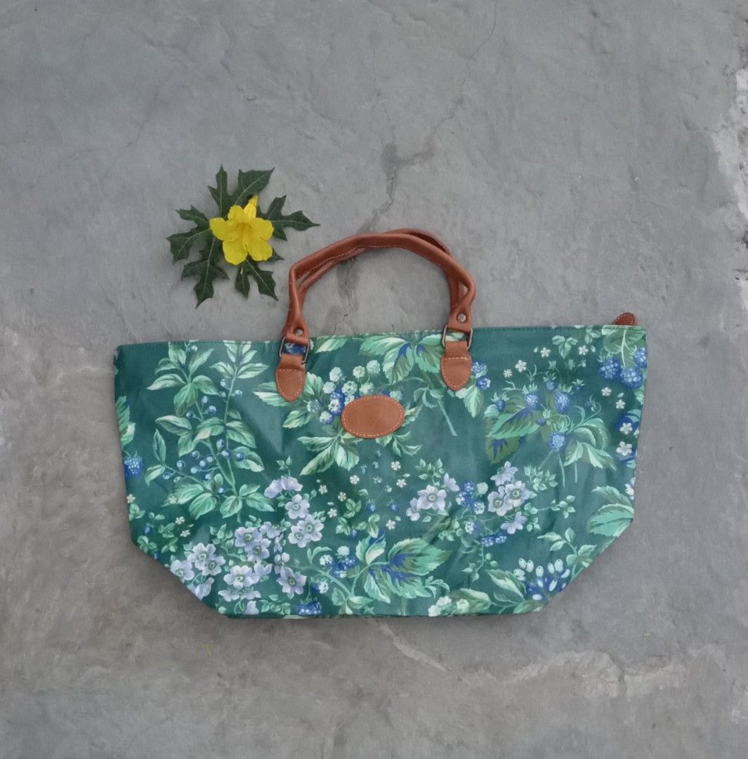 Laura online ashley tas