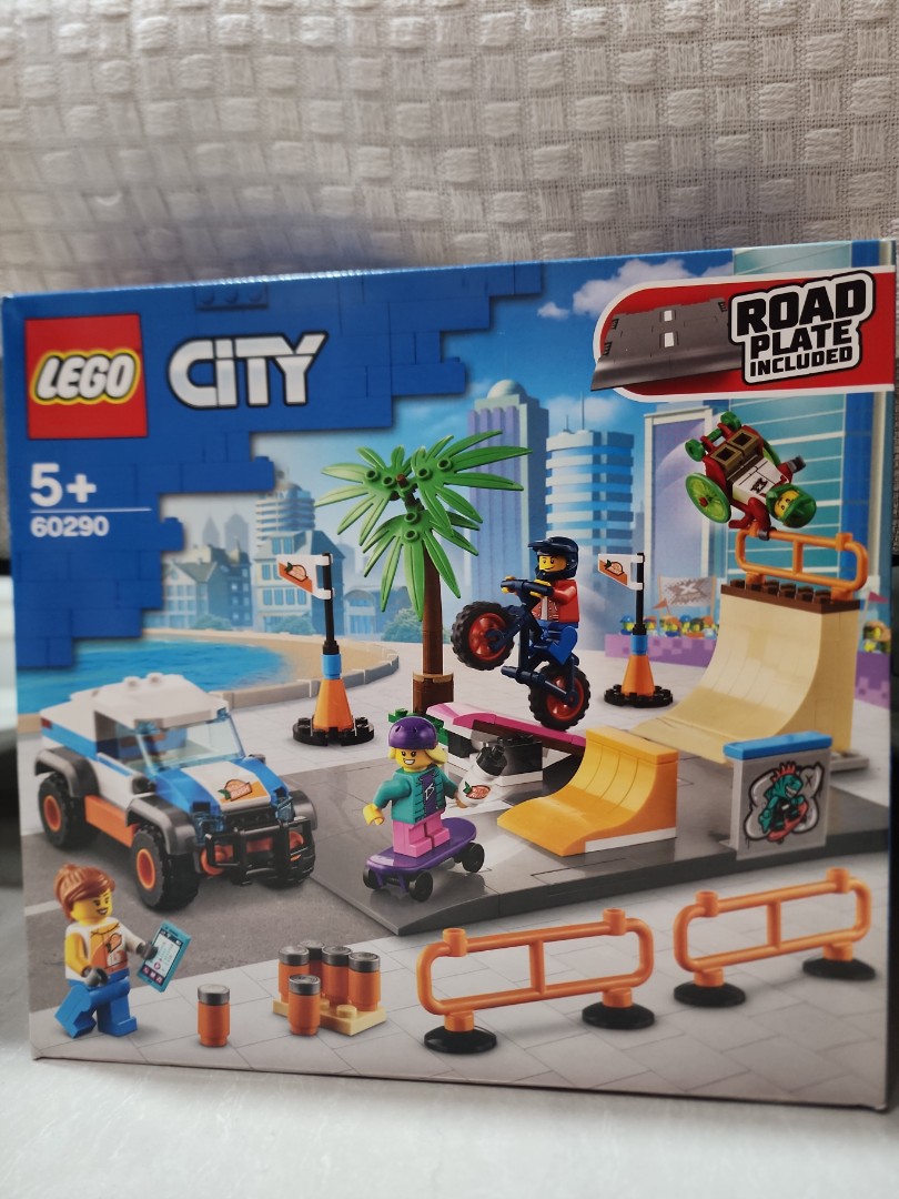  LEGO City Skate Park 60290 Building Kit; Cool Building